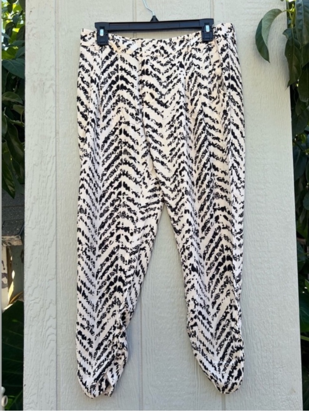 Parker 100% silk print lounge pants